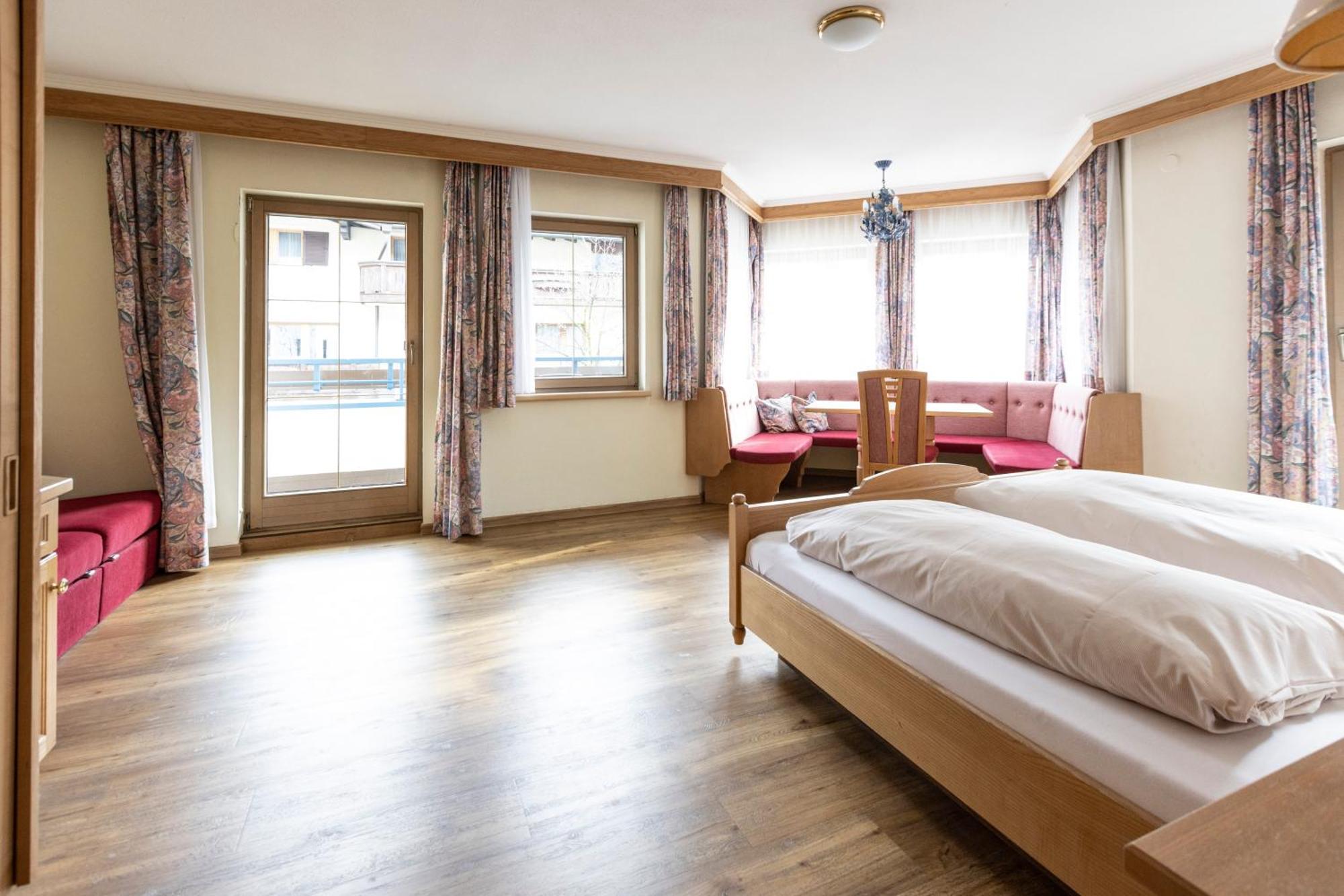 Heart Hotel Nordstern Mayrhofen Luaran gambar